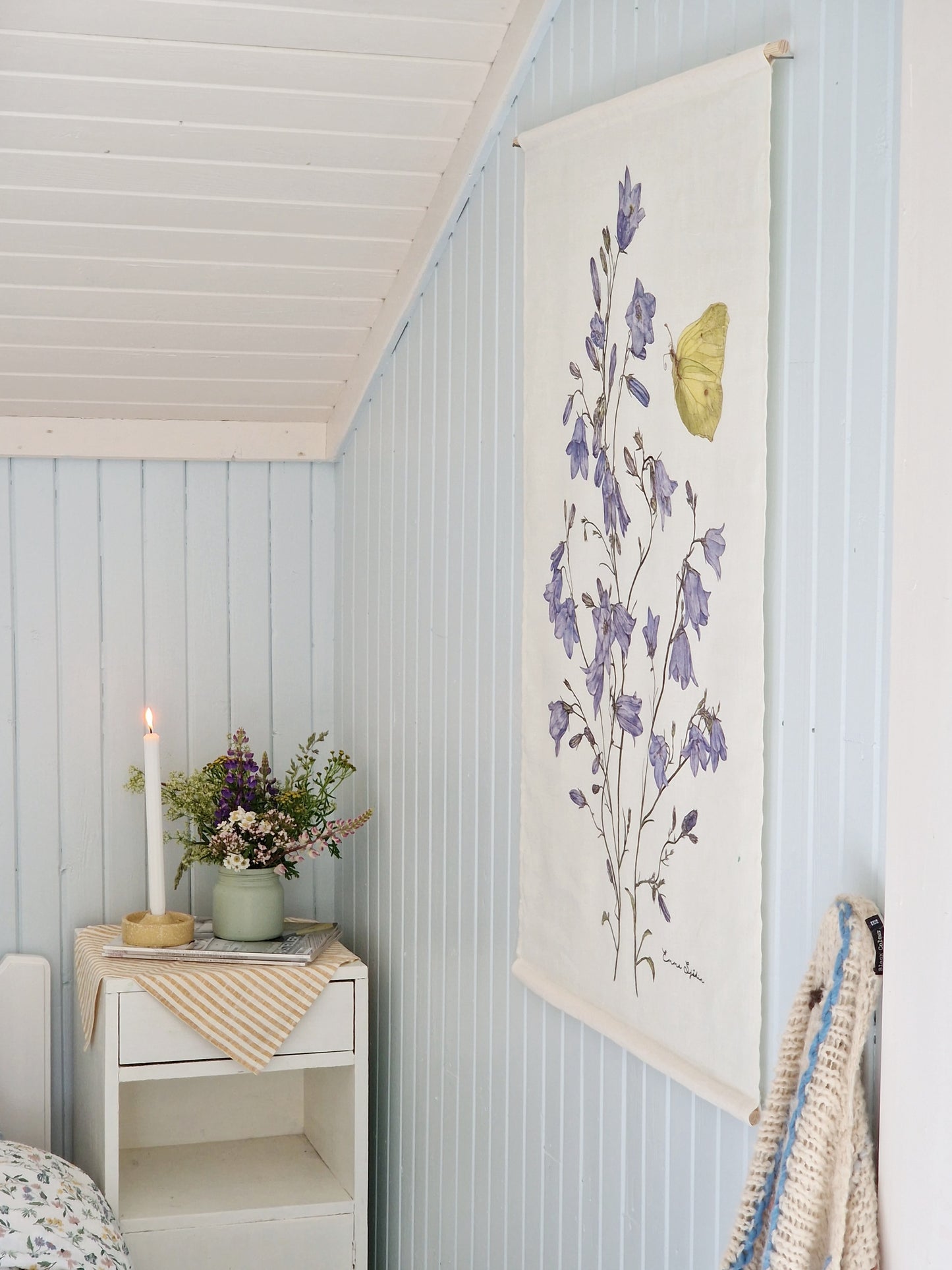 Wallhanging Bellflowers